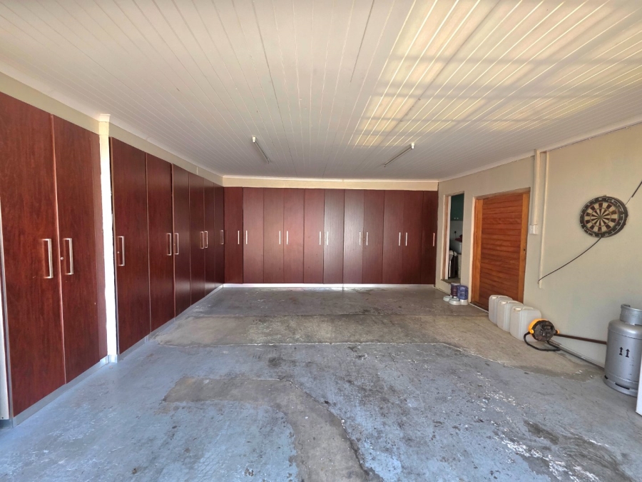 5 Bedroom Property for Sale in Morelig Free State